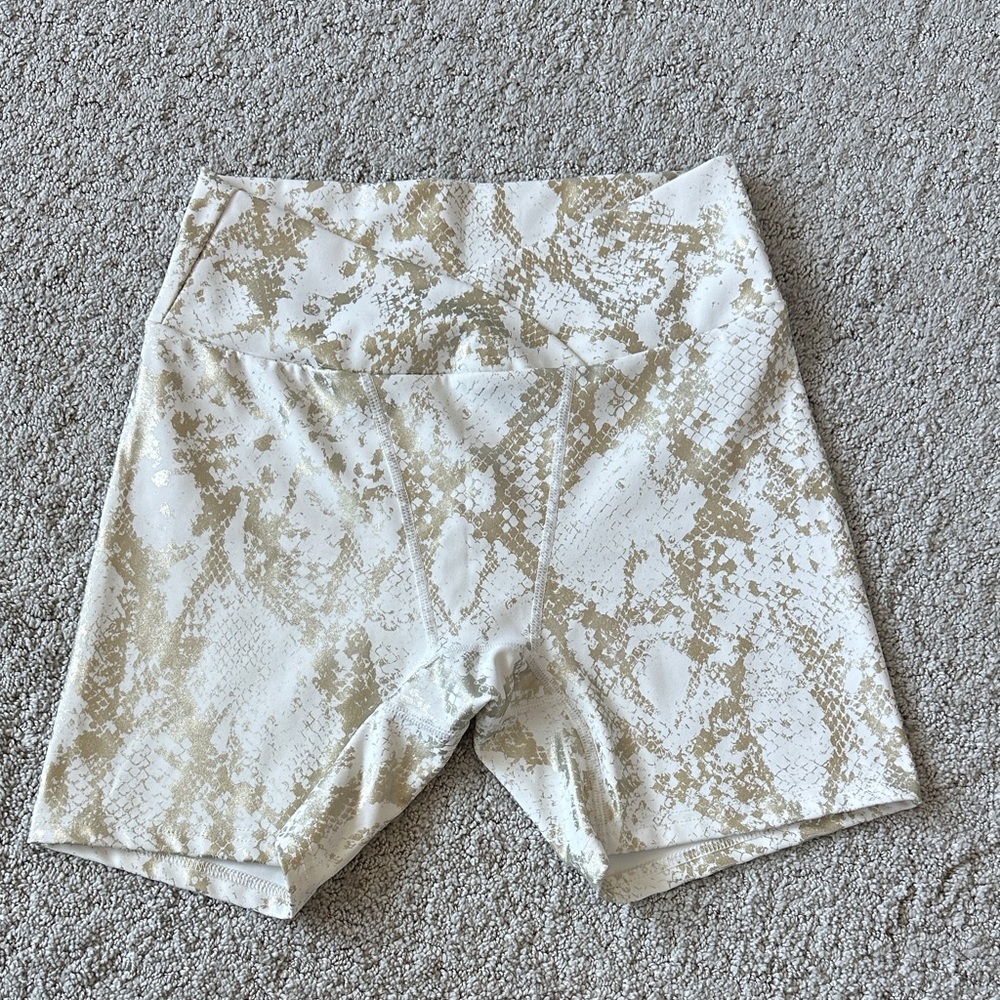 Women's Snake Print Shorts M